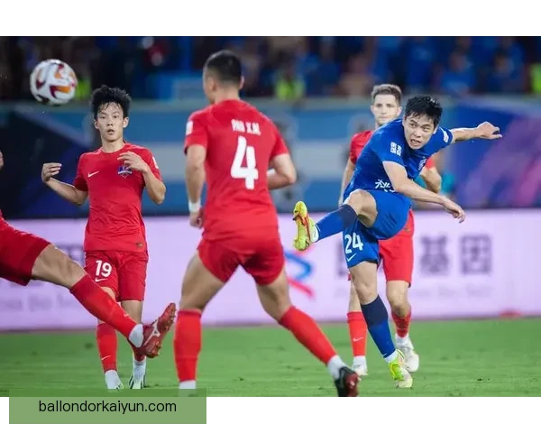 本赛季足球冠军争夺分析：各大球队表现稳健，竞争激烈